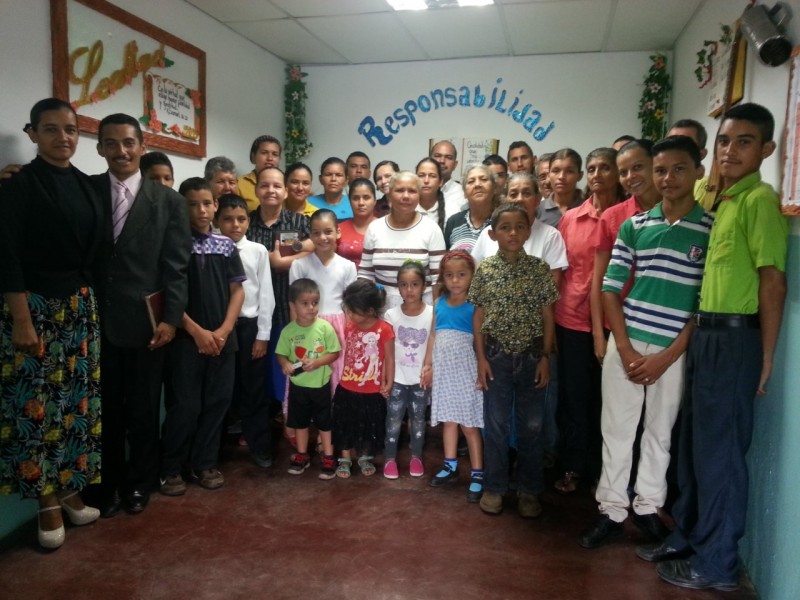 thumbnailiglesia20de20buena20vista20ext200920zona20620pastor20enrrique20aponte