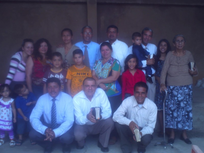 thumbnailiglesia20funda20barrios20zona20420019