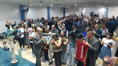 Caracas. Un grupo de personas aceptaron a Cristo como su Señor y Salvador
