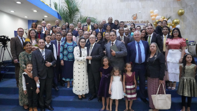 Homenaje al Pastor Rev. Ricardo Manrique por sus 40 años de Labor Ministerial