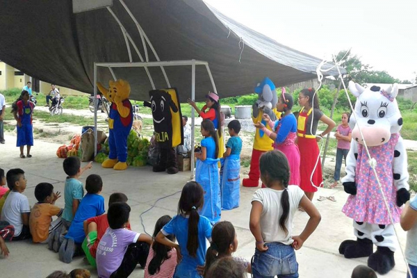 Iglesia de Tumbes - Perú realiza trabajos de Proyección social